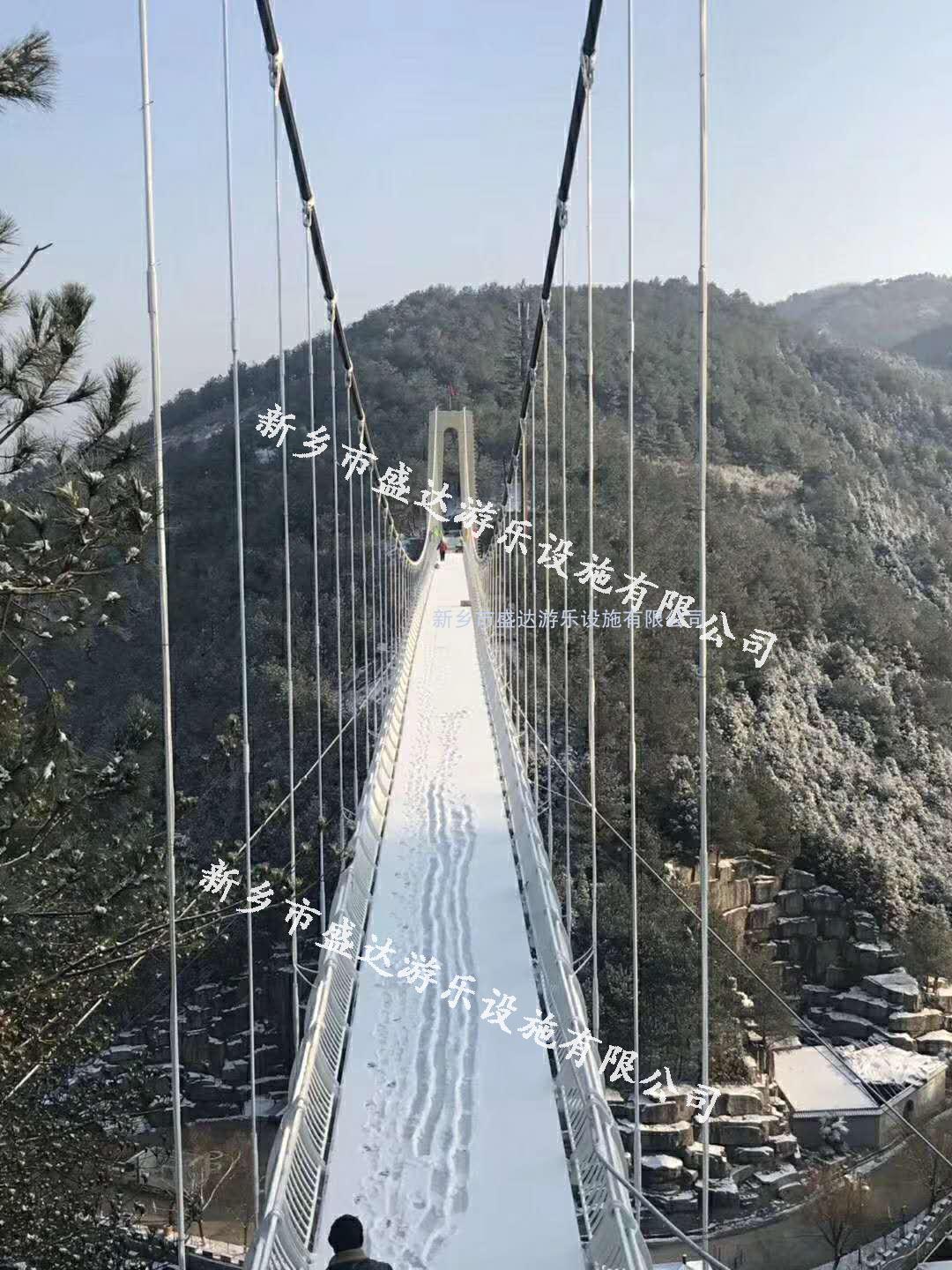 湖北麻城古孝感乡都玻璃吊桥1